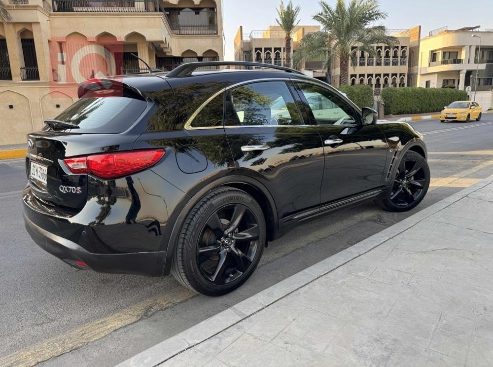 ئینفینیتی QX70